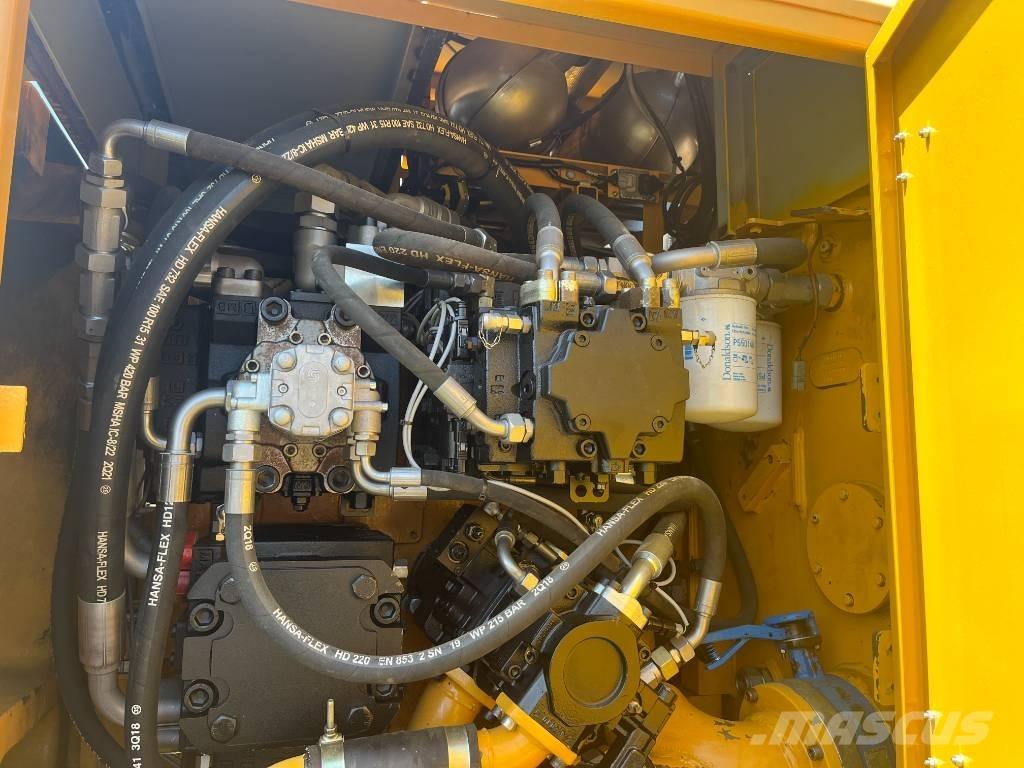 Liebherr 934 工业挖掘机
