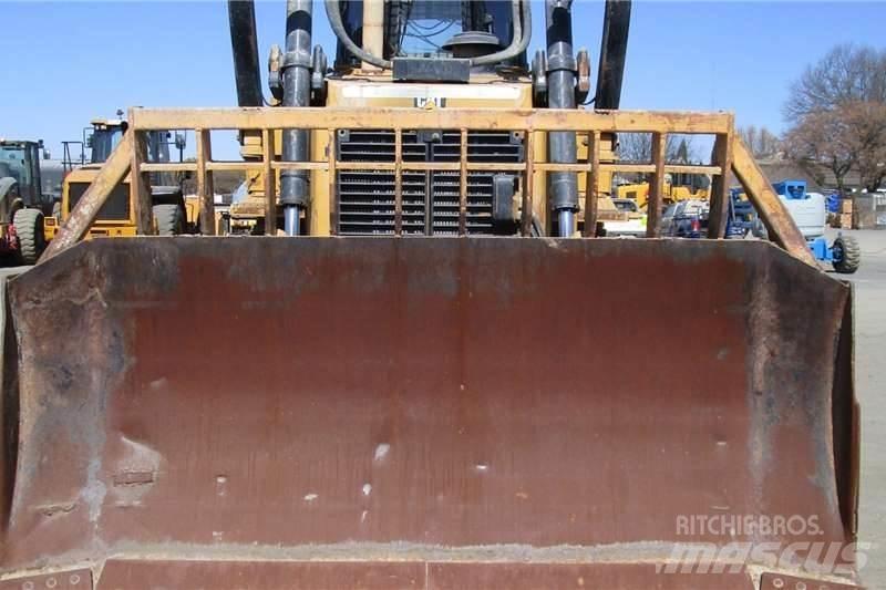 CAT D6R2 履带式推土机
