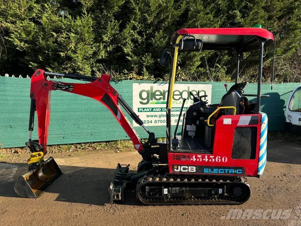 JCB 19 C-IE 小型挖掘机