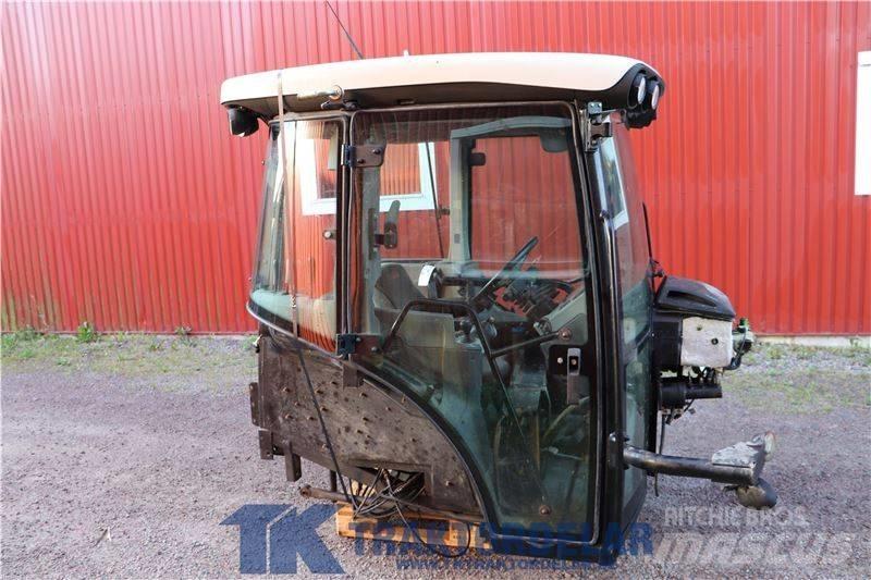 CLAAS 840 驾驶室与内部