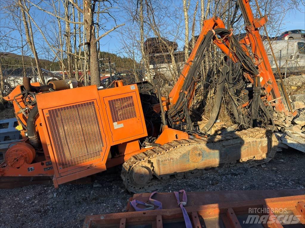 Tamrock Dino 500 小型钻机
