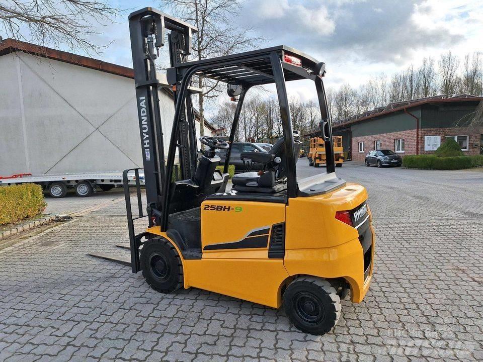 Hyundai 25 BH-9 建筑机械-其他