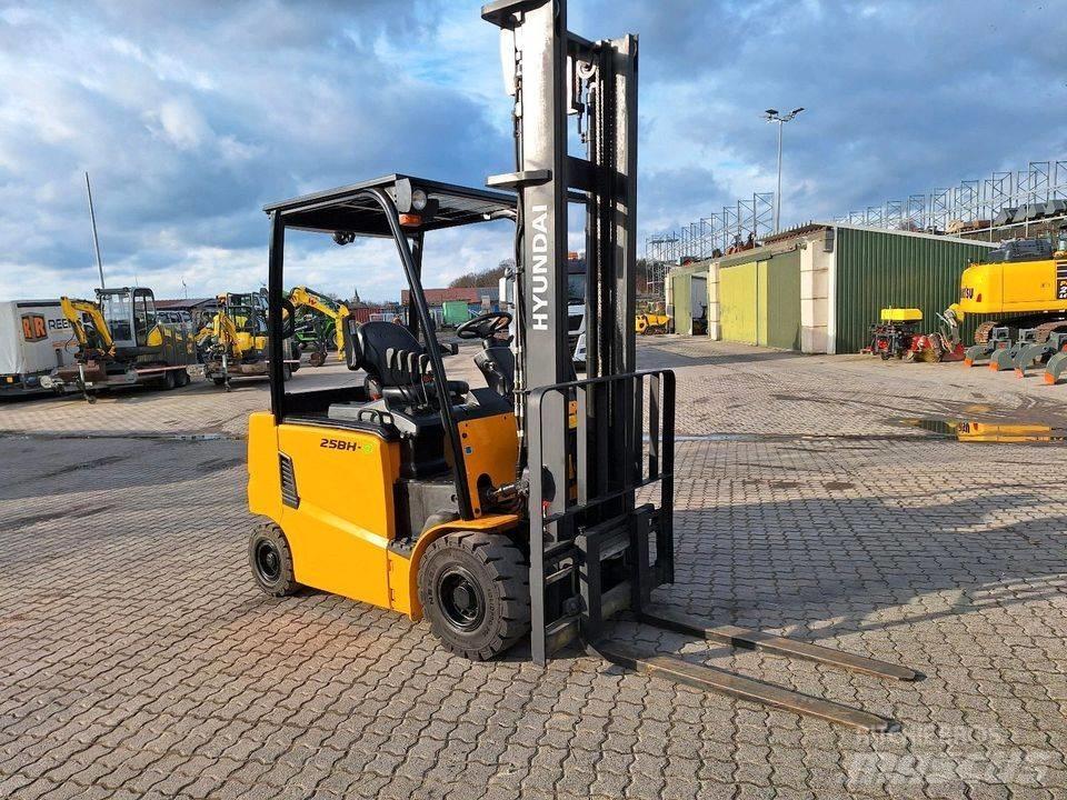 Hyundai 25 BH-9 建筑机械-其他