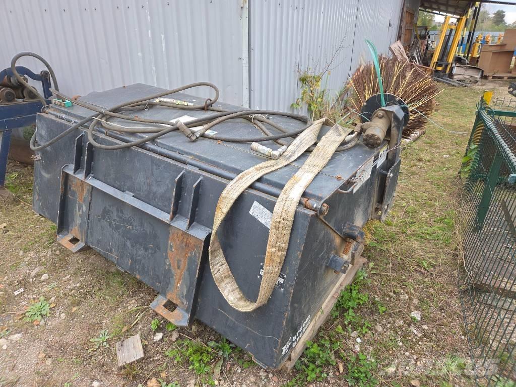 Bobcat A 300 滑移装载机