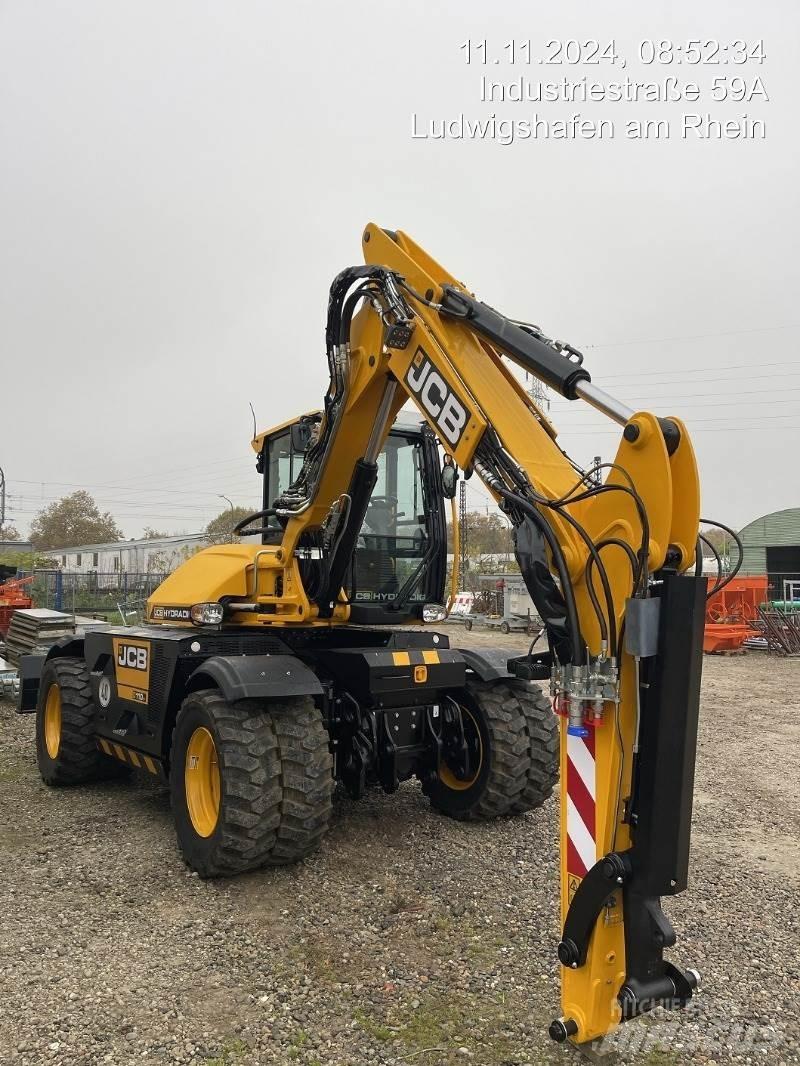 JCB HydraDig 110W 轮式挖掘机