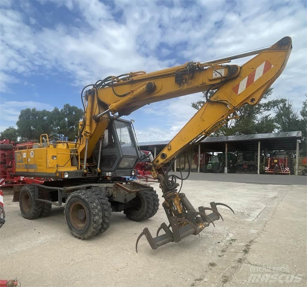 JCB 130 W 轮式挖掘机