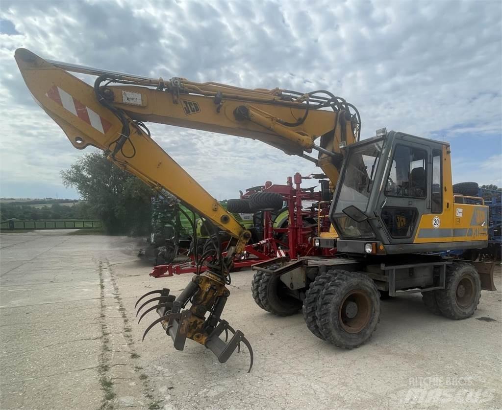 JCB 130 W 轮式挖掘机