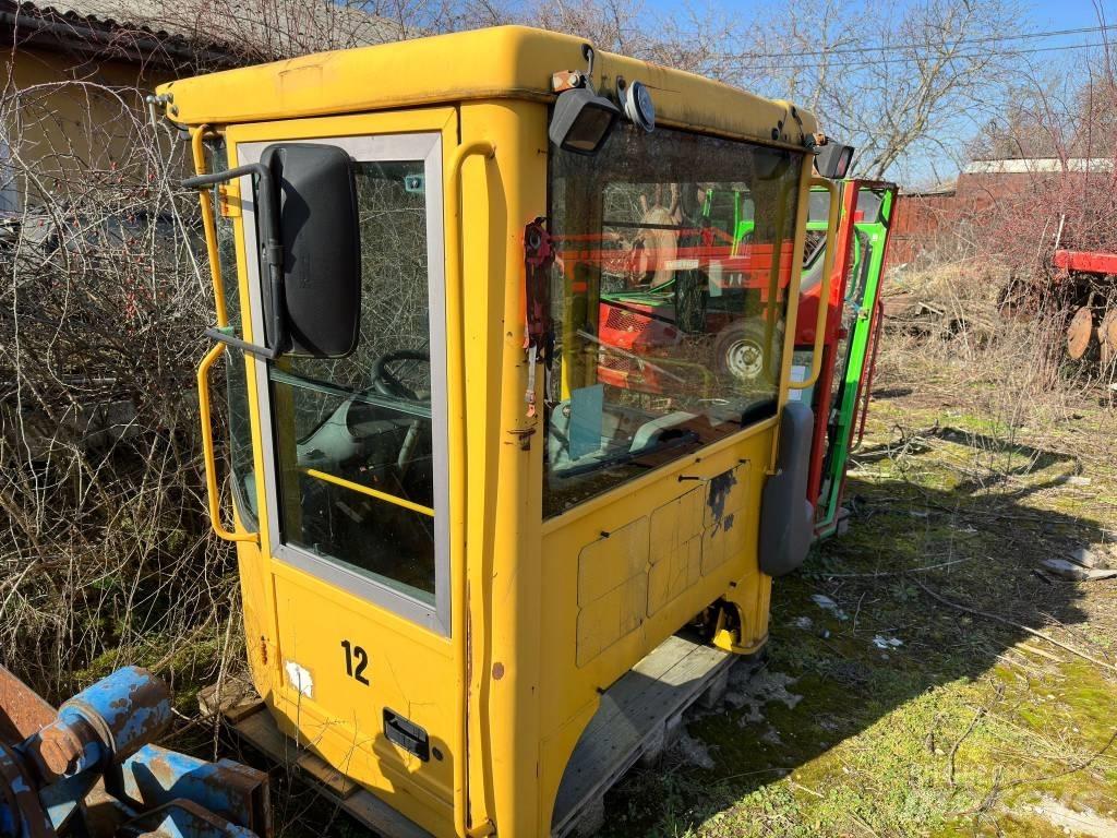 Volvo L 180 E CABIN 驾驶室与内部
