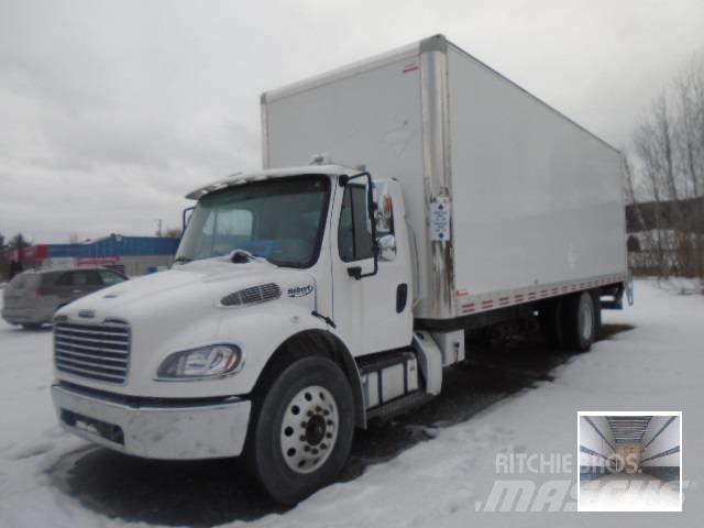 Freightliner M 106 厢式货车
