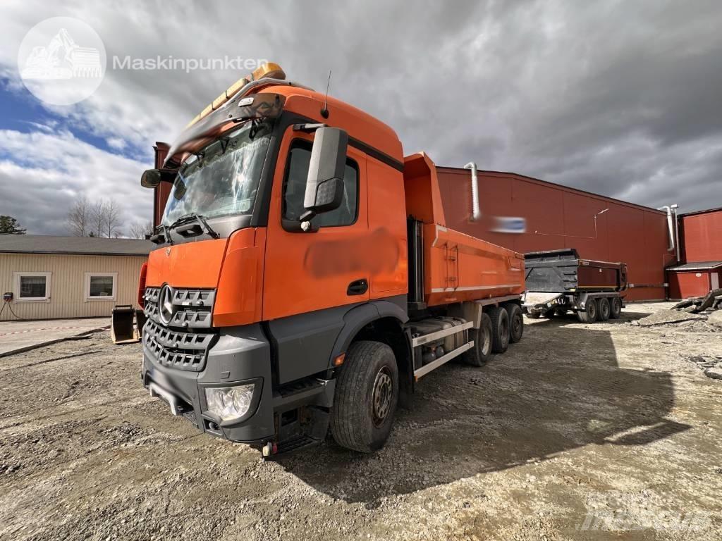 Mercedes-Benz Arocs 自卸式货车