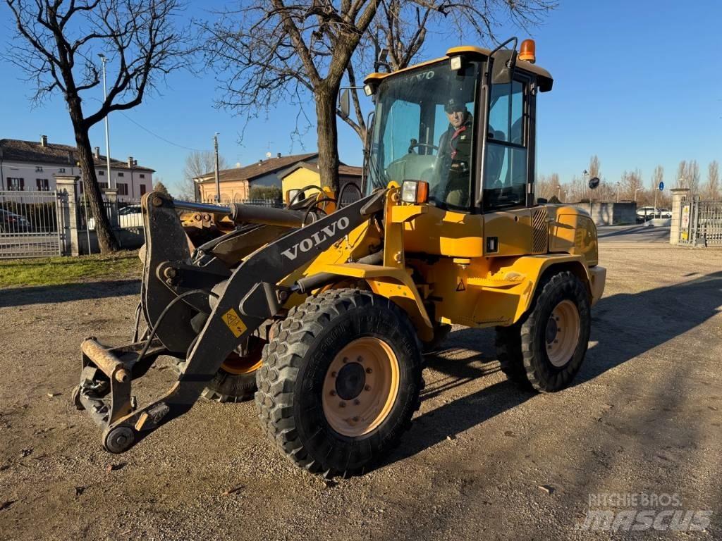 Volvo L 30 G 轮式装载机