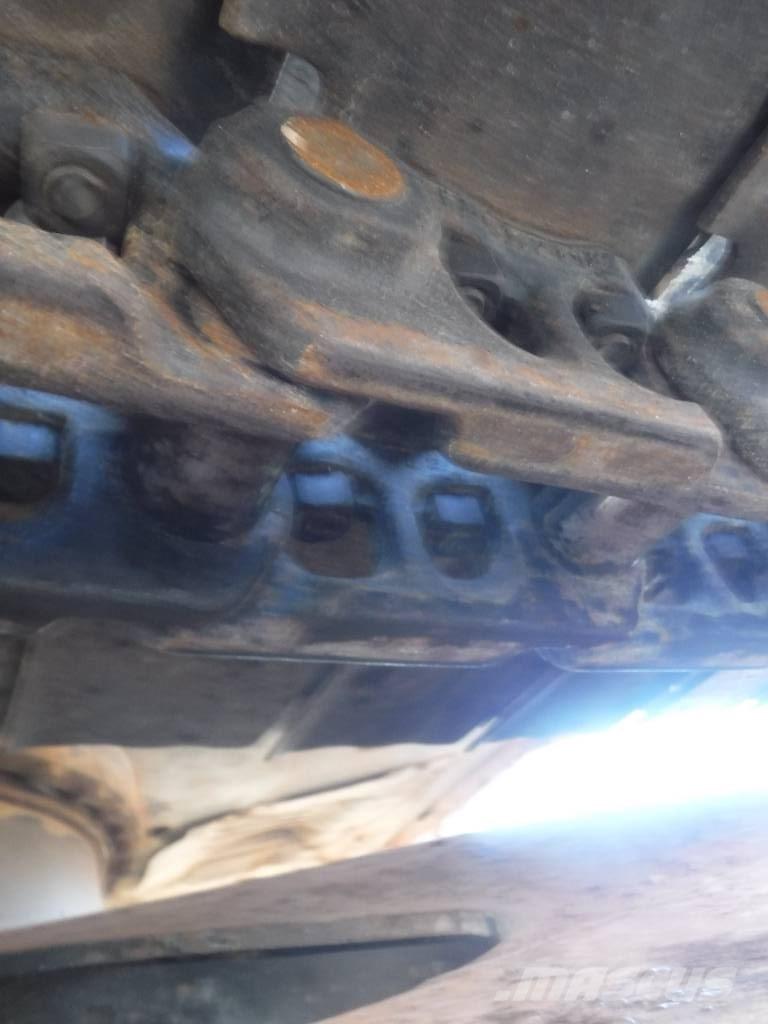 Hitachi ZX 135 US-6 履带挖掘机