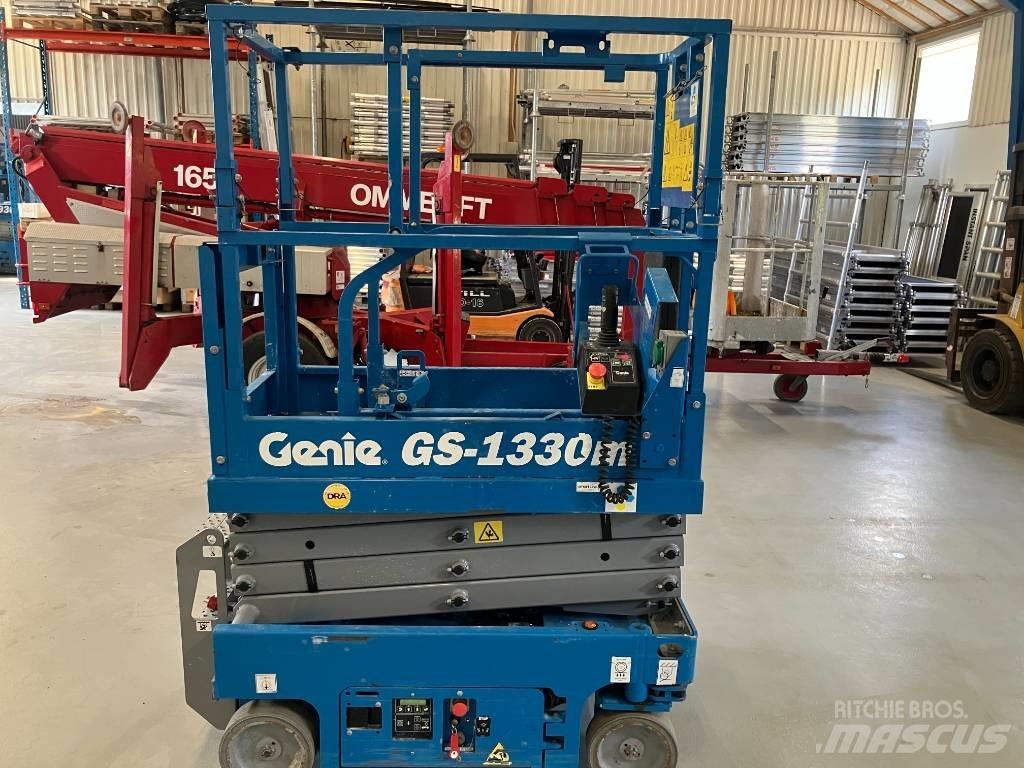 Genie GS 1330 剪叉式升降机