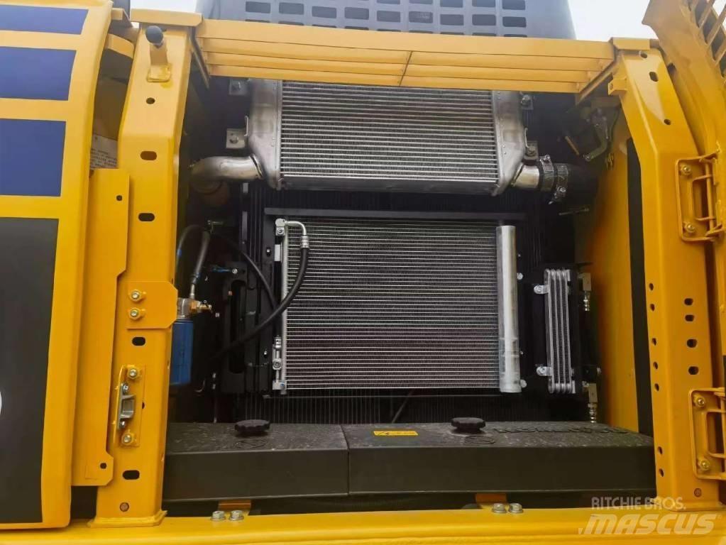 Komatsu PC 210 履带挖掘机