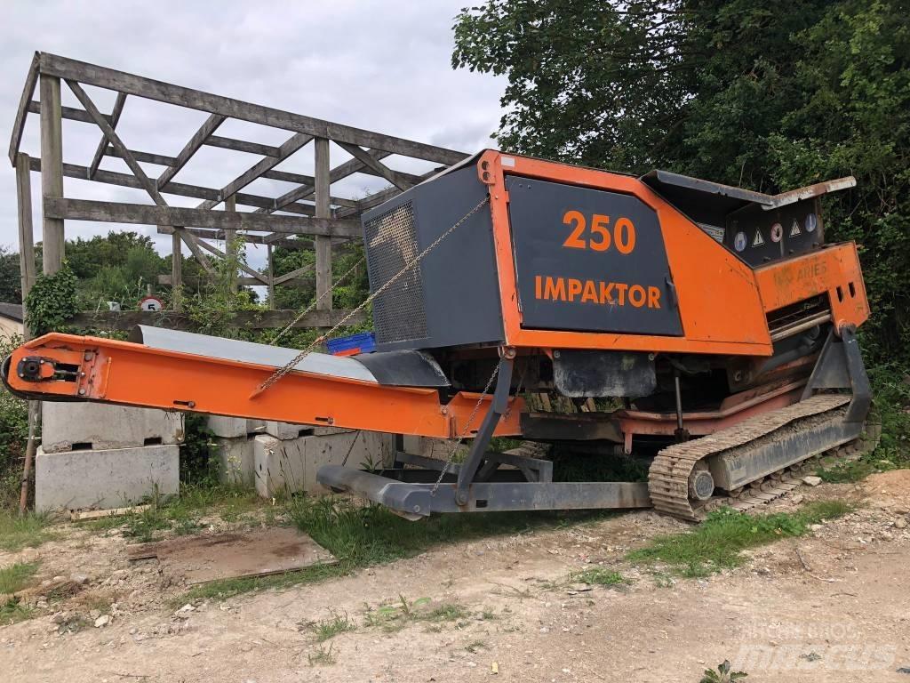 Arjes Impaktor 250 移动式破碎机
