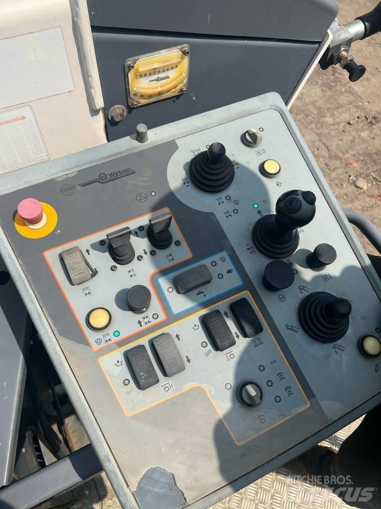 Wirtgen W 220 沥青路面铣刨机|铣刨机