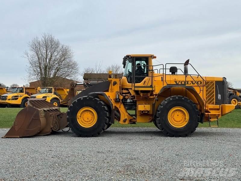 Volvo L 350 F 轮式装载机