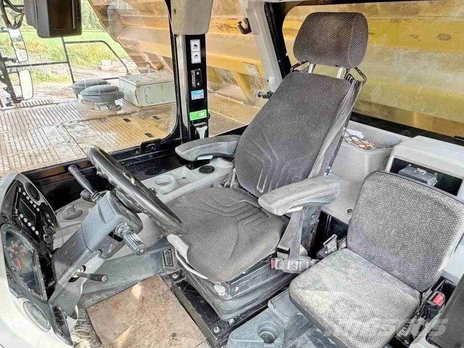 CAT 777 G 铰接式自卸车