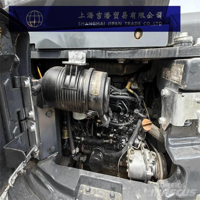 Komatsu PC 50 MR 小型挖掘机