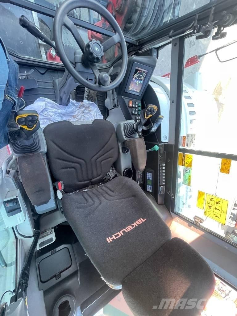 Takeuchi TB 295W 轮式挖掘机