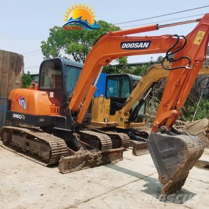 Doosan DH 60-7 小型挖掘机