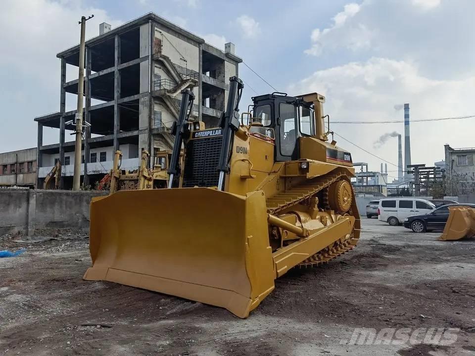 CAT D9N 履带式推土机