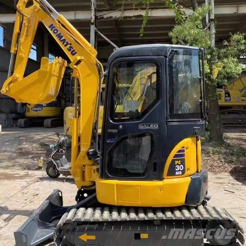 Komatsu PC 30 小型挖掘机
