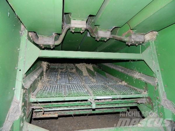 John Deere 960 联合收割机