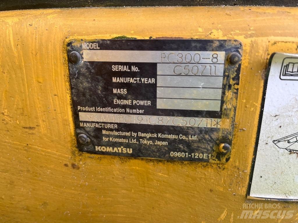 Komatsu PC 300-8 履带挖掘机