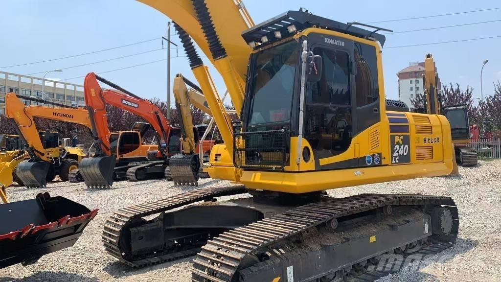 Komatsu PC 240 LC 履带挖掘机