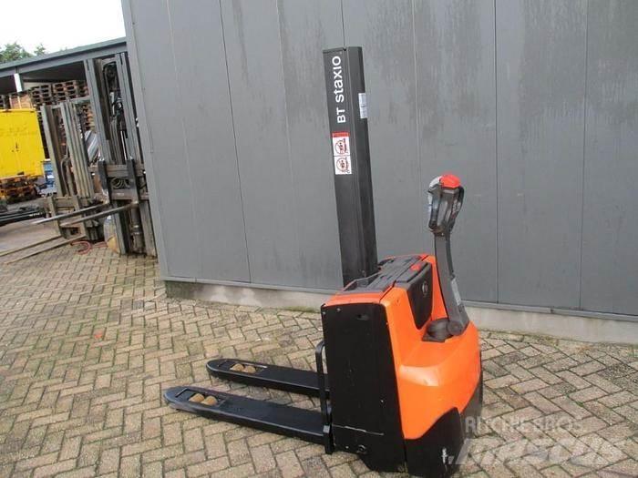 BT SWE 080L 手推堆垛车