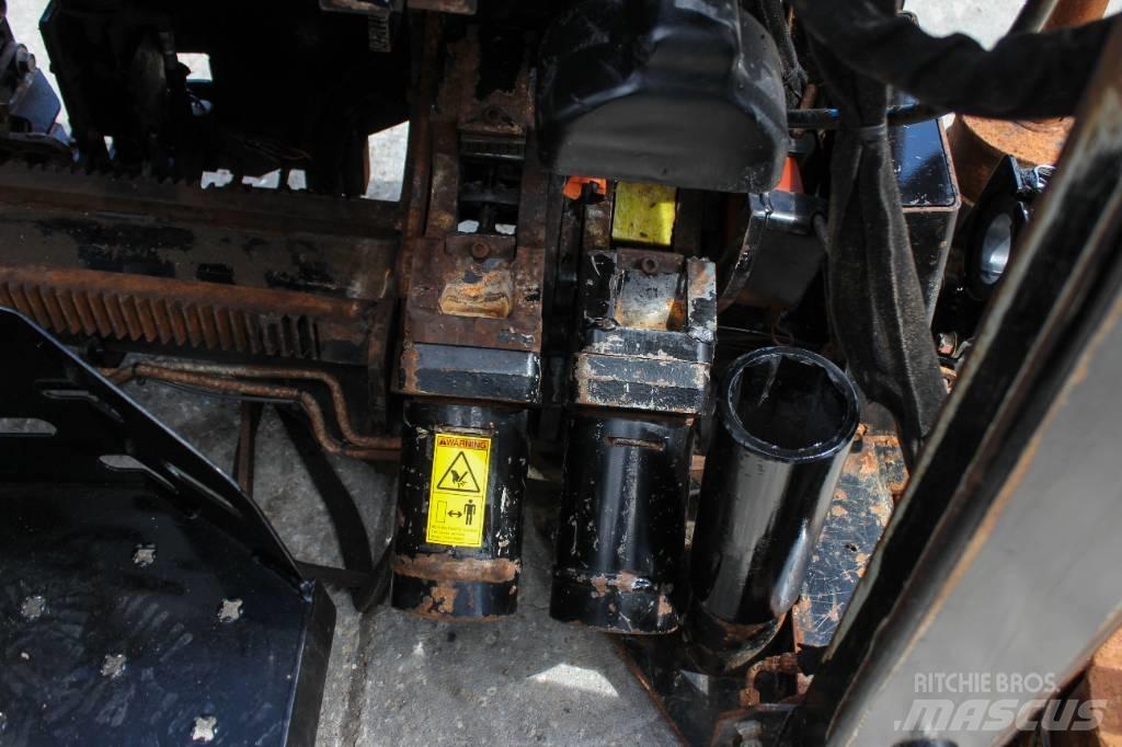 Ditch Witch JT20 水平定向钻井设备