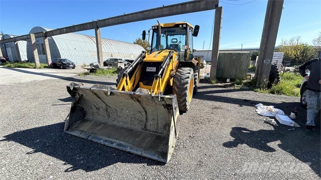JCB 4CX PRO 反铲装载机