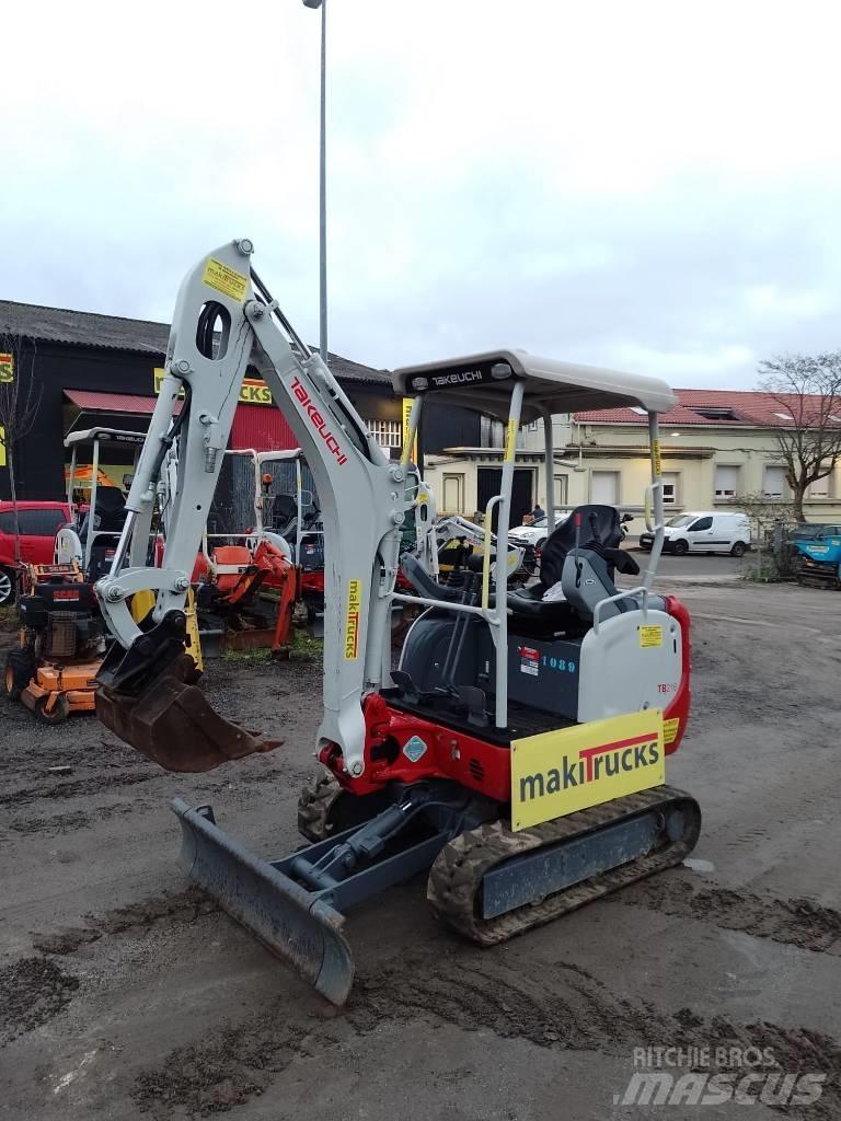 Takeuchi TB216 小型挖掘机
