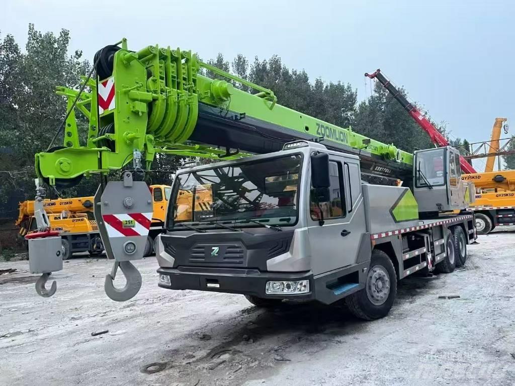 Zoomlion ZTC 250 A 全地面起重机︳移动式起重机