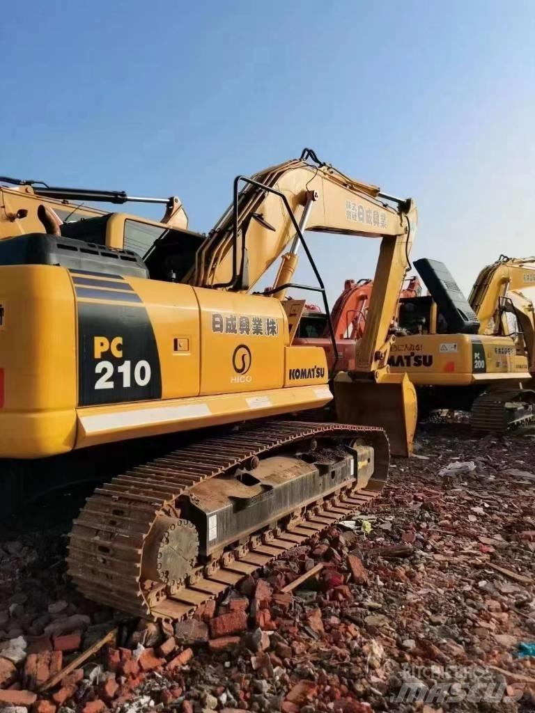 Komatsu PC 210 履带挖掘机