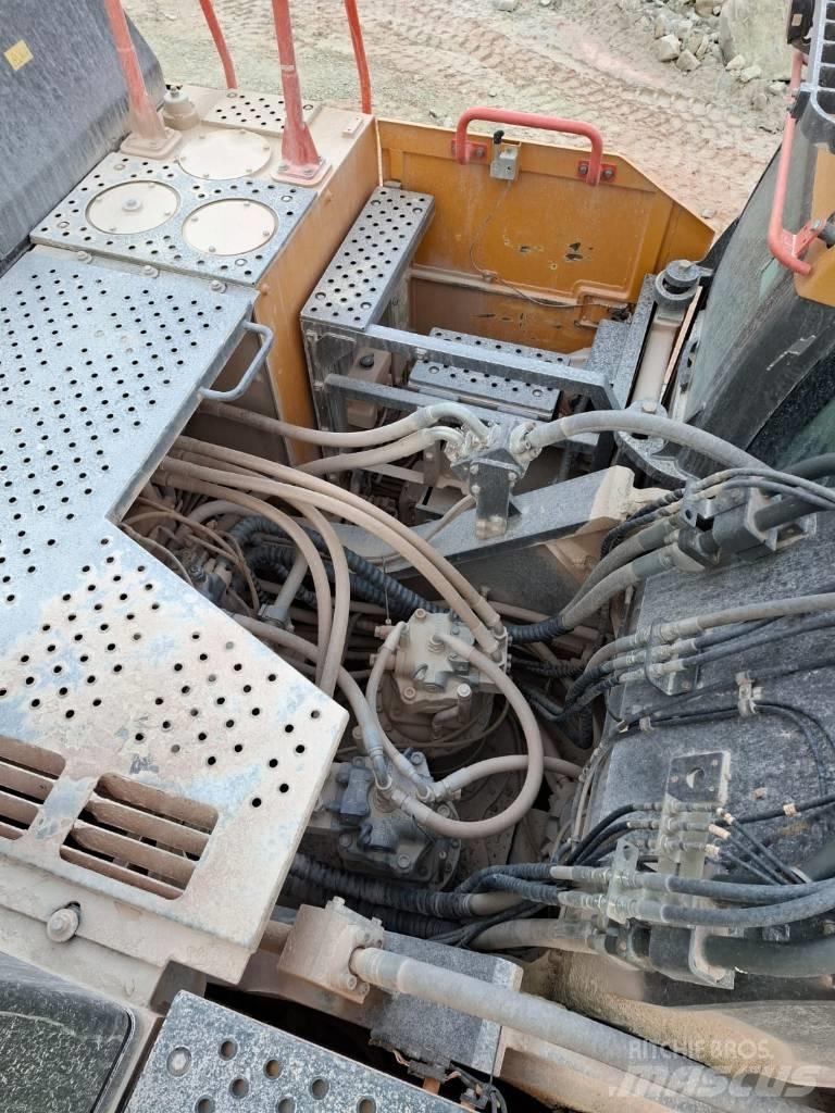 Volvo EC750EL 履带挖掘机