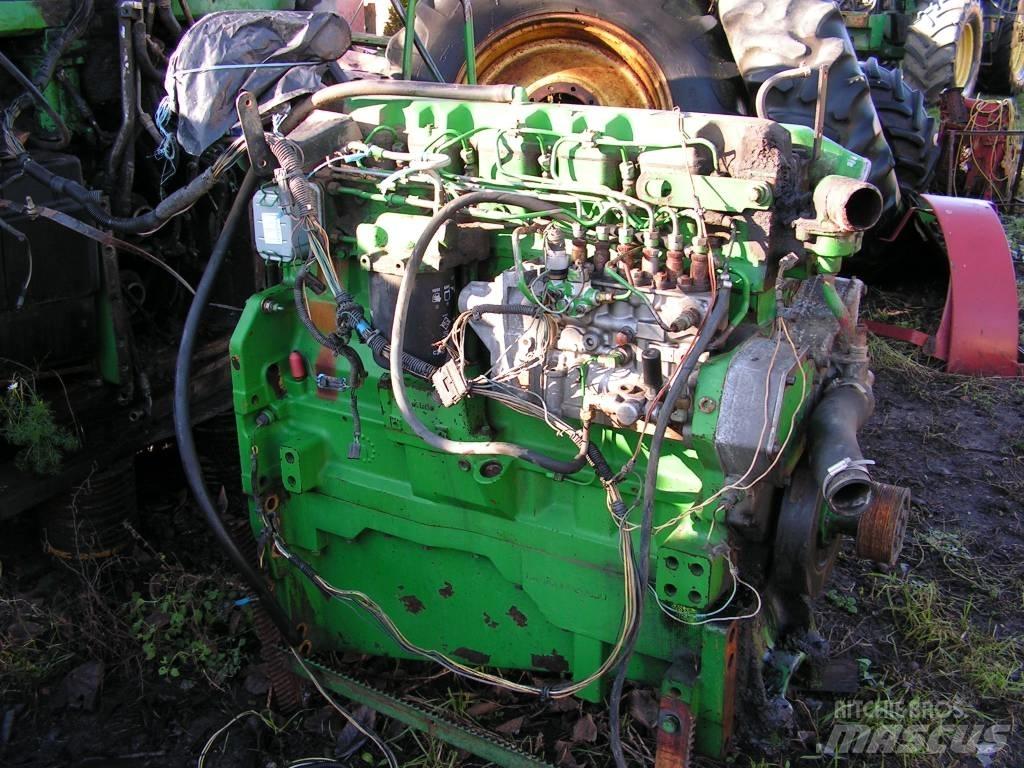 John Deere 8100 发动机