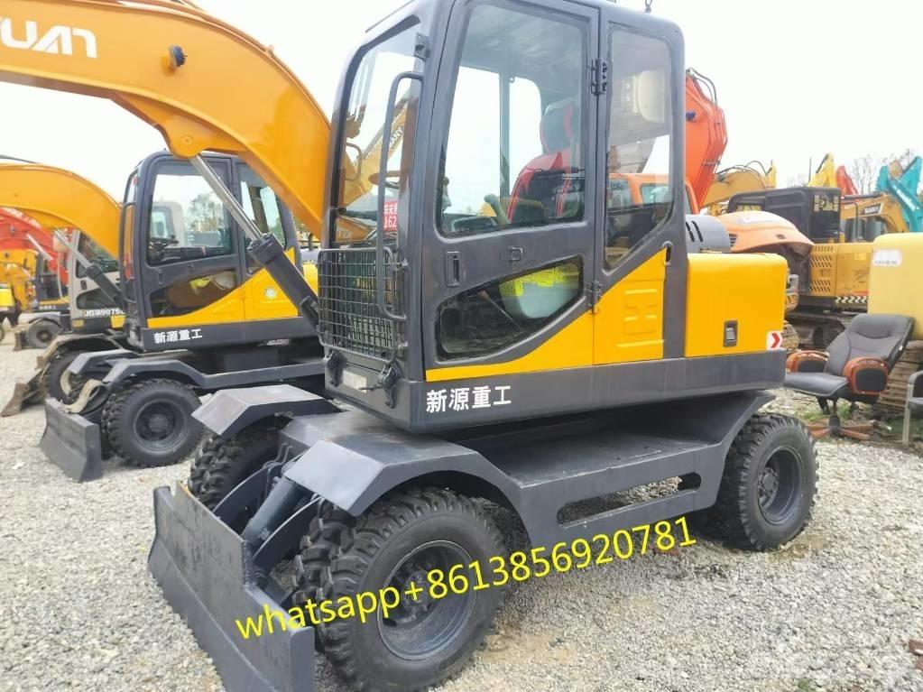 Xinyuan XYB75-9 轮式挖掘机