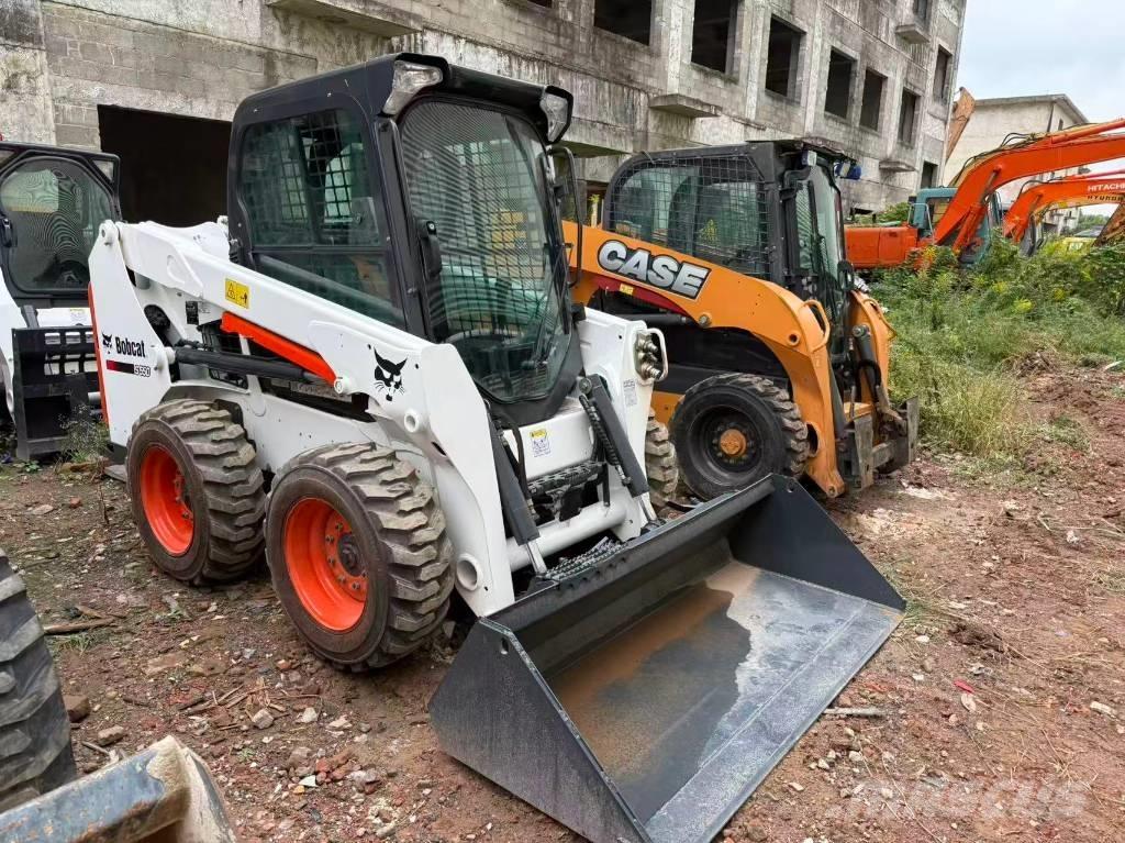 Bobcat S550 滑移装载机
