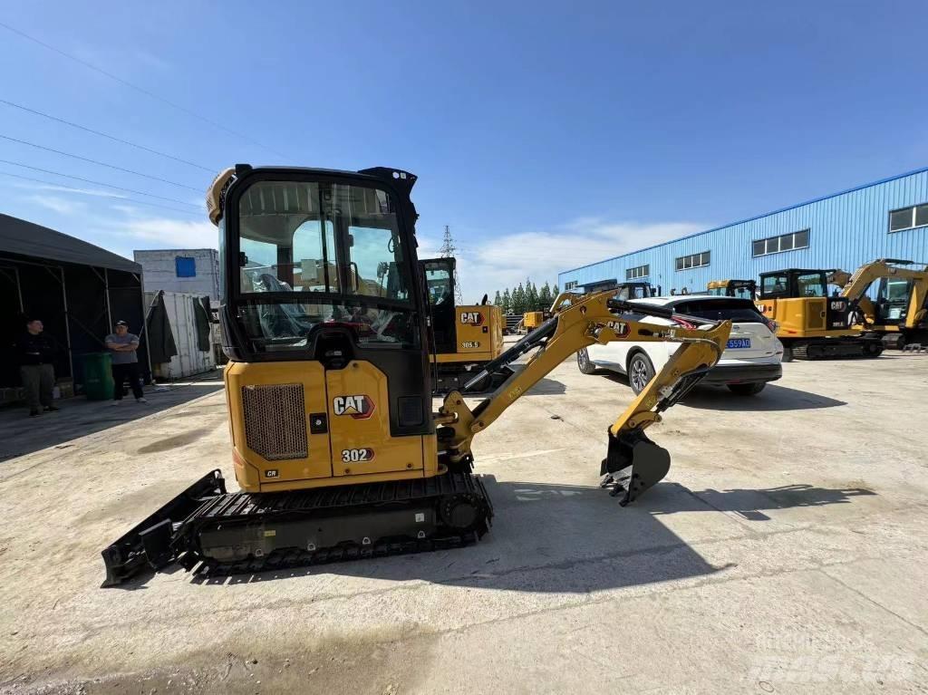 CAT 302 小型挖掘机