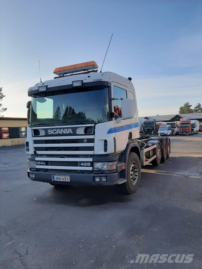 Scania P 124 工程吊钩车