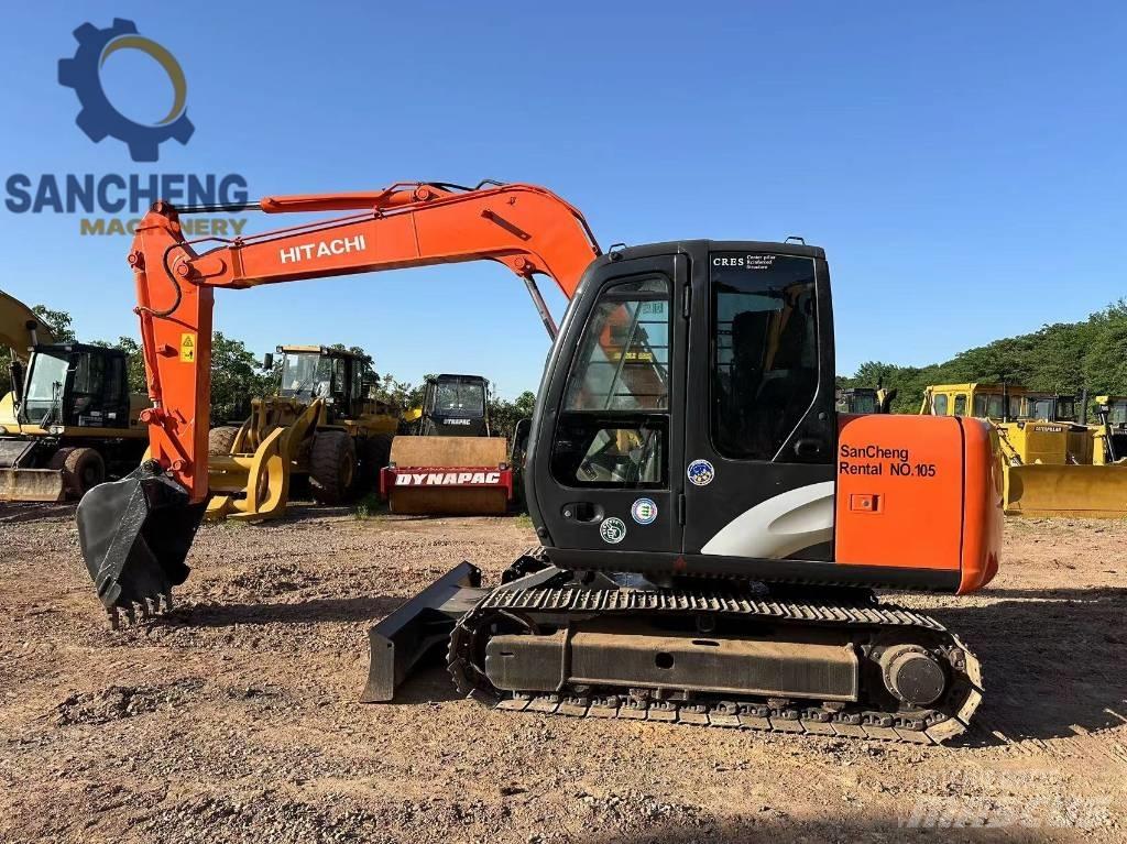 Hitachi ZX 70 中型挖掘机