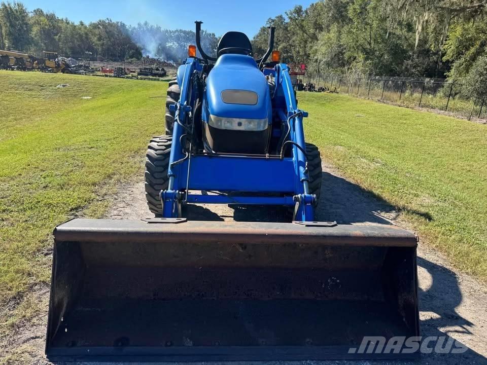New Holland TC 35 拖拉机/农用车