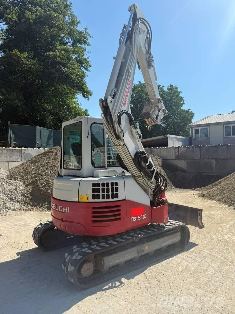 Takeuchi TB 153 FR 小型挖掘机