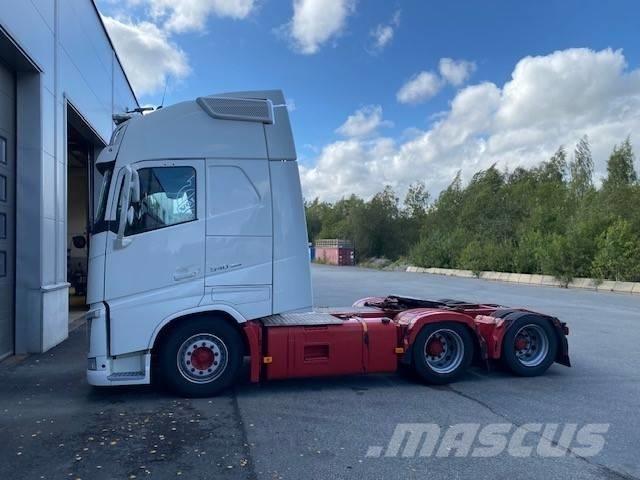 Volvo FH 13 540 6x2 牵引车
