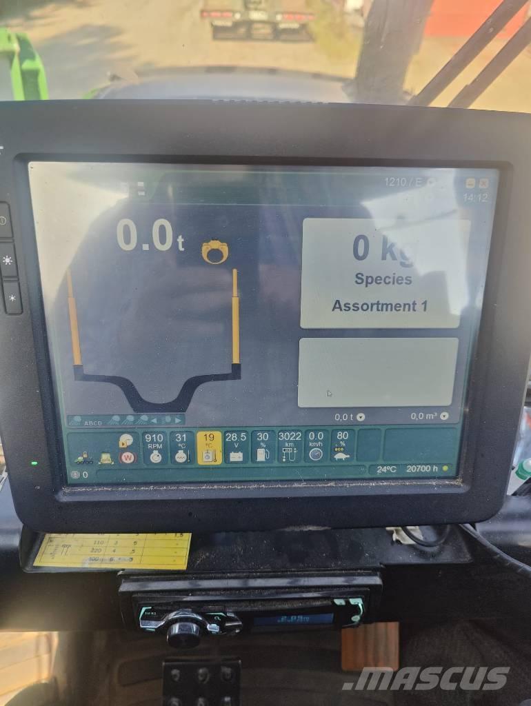 John Deere 1210E 集运机