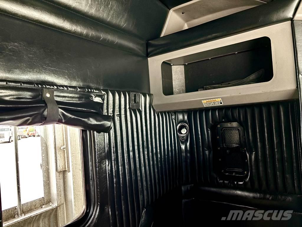 Kenworth T 800 牵引车