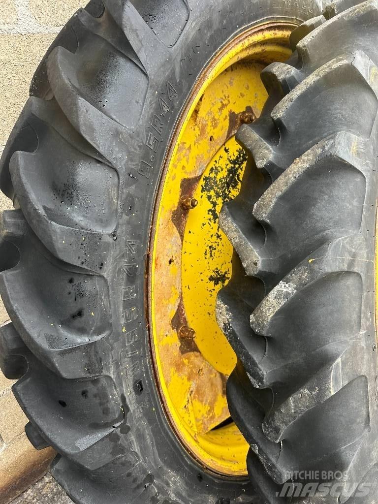 Alliance 230/95R44 轮胎、车轮、轮圈
