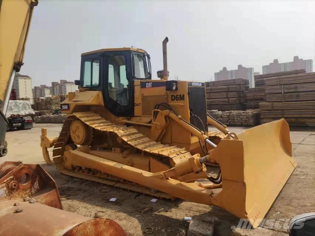 CAT D 6M 履带式推土机